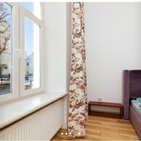 Три Кімнати Вулиця Грушевського 9 Центр Міста Львів Apartment Exterior photo