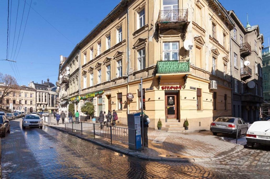 Три Кімнати Вулиця Грушевського 9 Центр Міста Львів Apartment Exterior photo