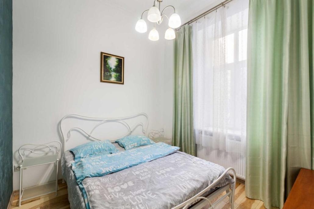 Три Кімнати Вулиця Грушевського 9 Центр Міста Львів Apartment Exterior photo